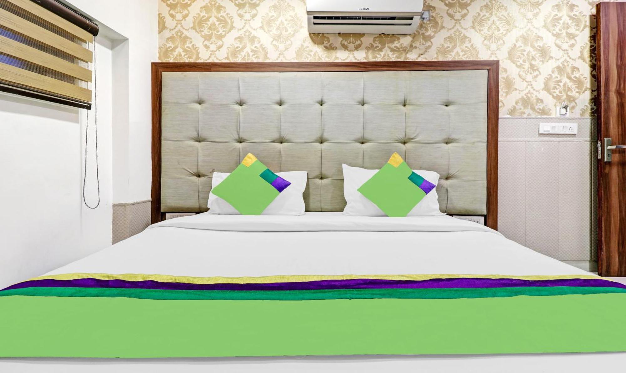 Itsy Hotels Unique - Near Railway Station Amritsar Buitenkant foto